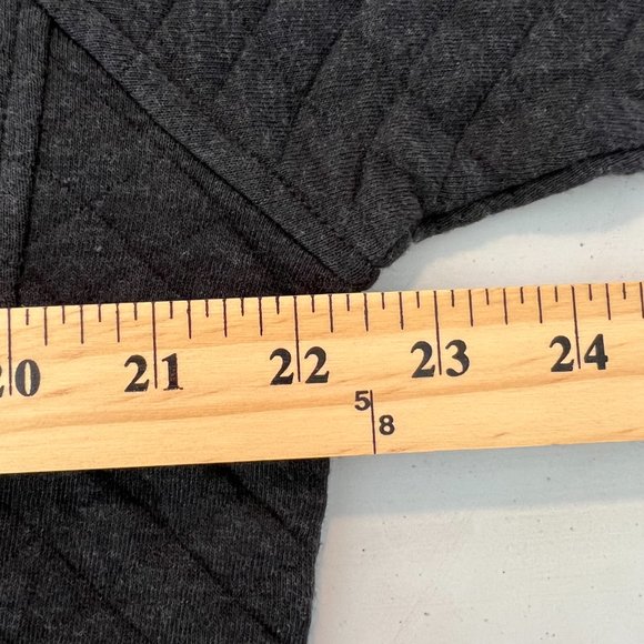 Eddie Bauer Quilted Quarter Snap Pullover Sweater Sweatshirt Grey Size Medium - Picture 9 of 9